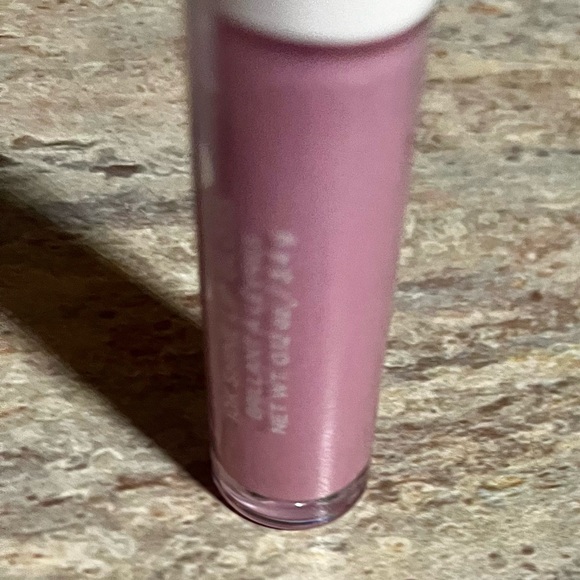 Petite 'n Pretty Dream Land Eye & Cheek Palette & Pink Cloud 10k Shine Lipgloss - Picture 10 of 16